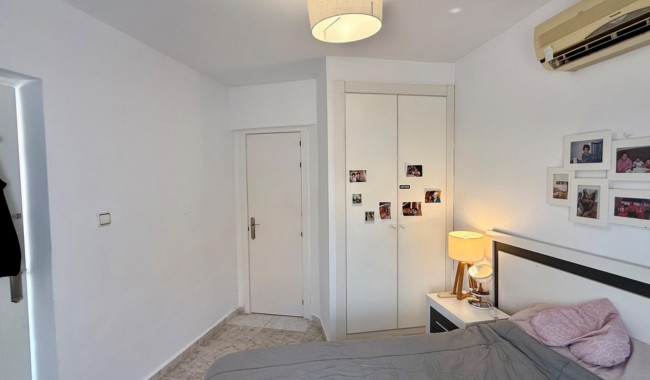 Segunda mano - Villa - Torrevieja - Los Frutales