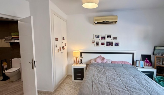 Segunda mano - Villa - Torrevieja - Los Frutales