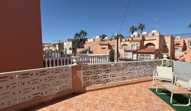 Segunda mano - Villa - Torrevieja - Los Frutales