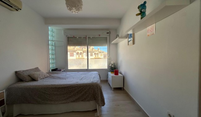 Segunda mano - Villa - Torrevieja - Los Frutales