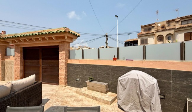 Segunda mano - Villa - Torrevieja - Los Frutales