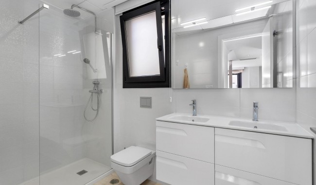 Begagnad - Villa - Torrevieja - Aguas Nuevas