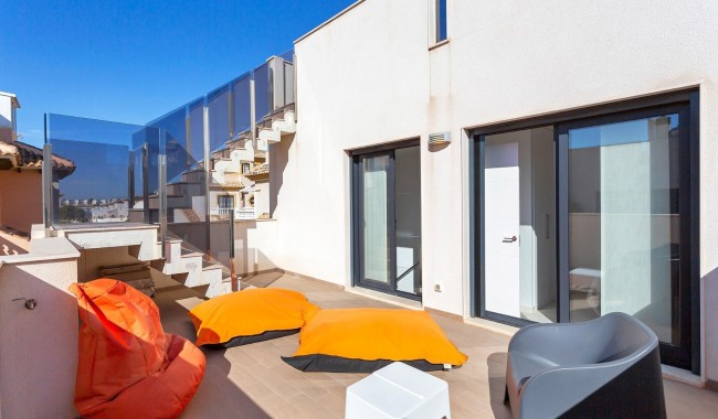 Begagnad - Villa - Torrevieja - Aguas Nuevas