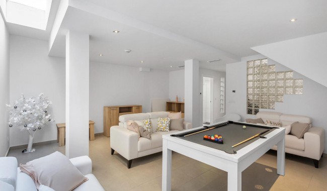 Begagnad - Villa - Torrevieja - Aguas Nuevas