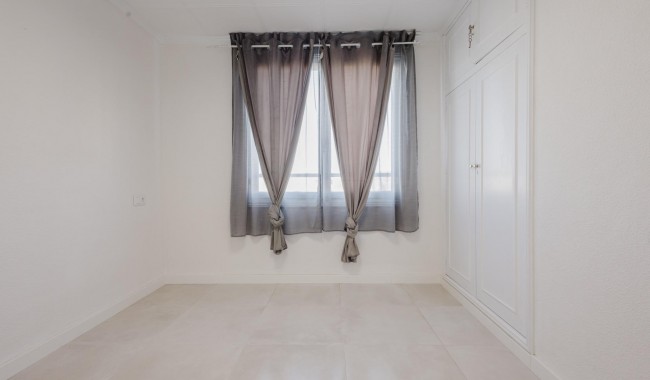 Begagnad - Lägenhet - Torrevieja - Acequion