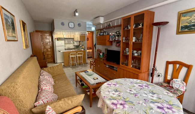 Segunda mano - Apartamento - Torrevieja - Playa de los locos