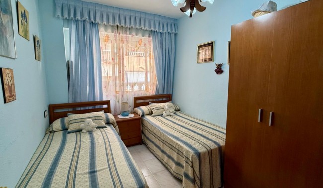 Segunda mano - Apartamento - Torrevieja - Playa de los locos