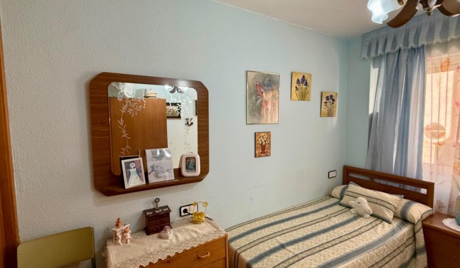 Segunda mano - Apartamento - Torrevieja - Playa de los locos