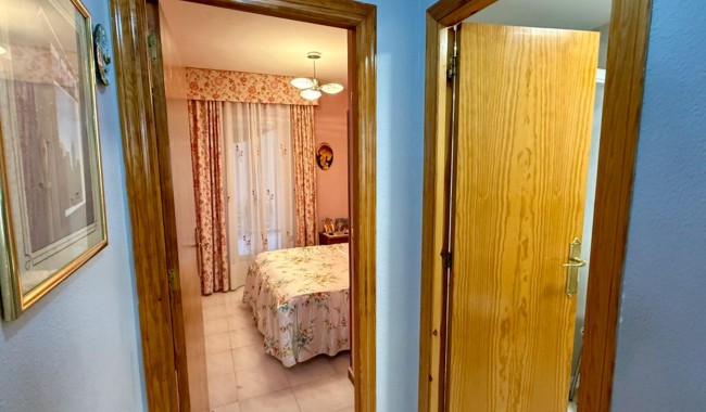 Segunda mano - Apartamento - Torrevieja - Playa de los locos