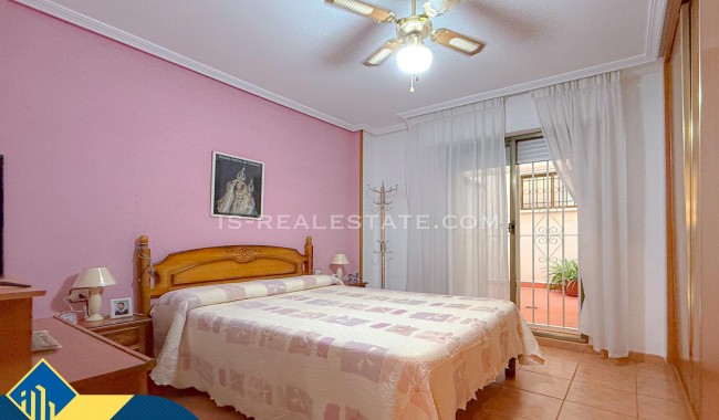 Sprzedaż - Apartament - Torrevieja - Playa de los locos