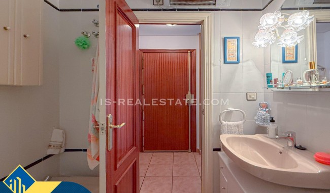 Sprzedaż - Apartament - Torrevieja - Playa de los locos