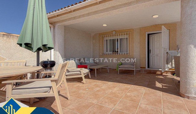 Begagnad - Villa - Torrevieja - Zona los Frutales