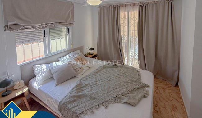 Begagnad - Villa - Torrevieja - Zona los Frutales