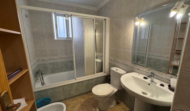 Segunda mano - Apartamento - Torrevieja - Acequion