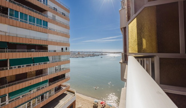 Begagnad - Lägenhet - Torrevieja - Acequion