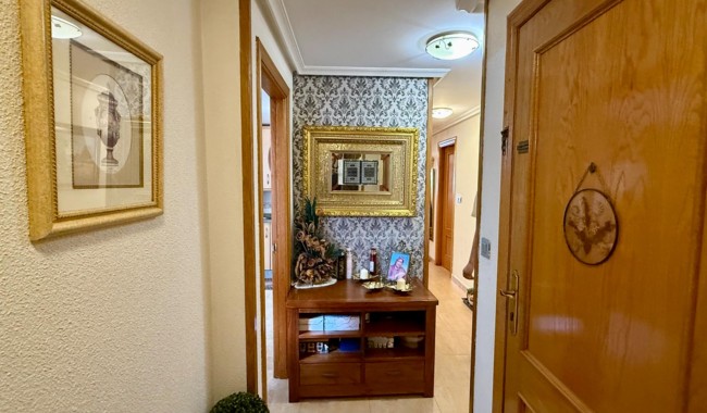 Segunda mano - Apartamento - Torrevieja - Centro