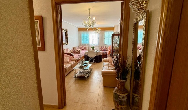 Segunda mano - Apartamento - Torrevieja - Centro