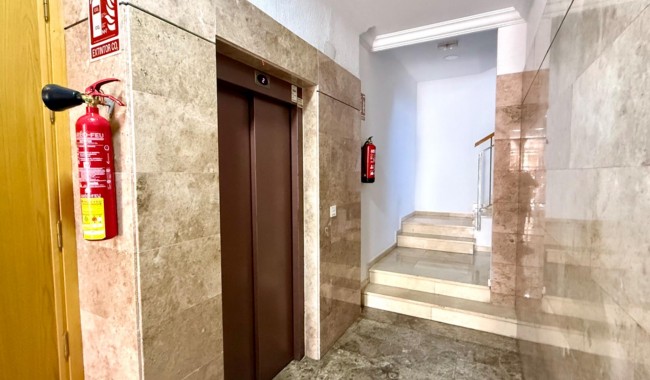 Segunda mano - Apartamento - Torrevieja - Centro