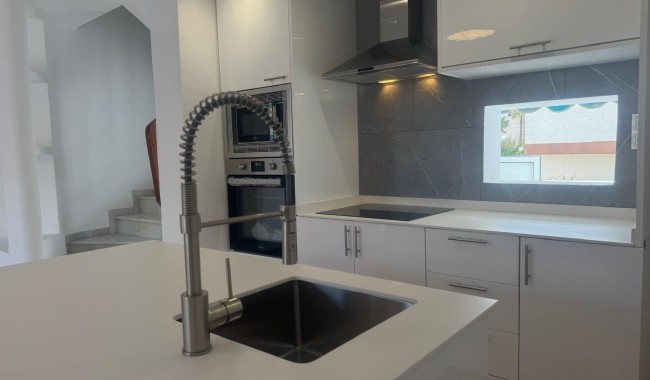 Begagnad - Radhus - Torrevieja - Los Frutales