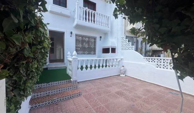 Begagnad - Radhus - Torrevieja - Los Frutales