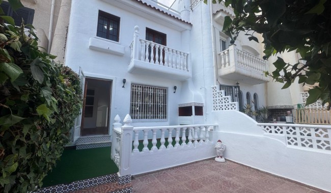 Begagnad - Radhus - Torrevieja - Los Frutales