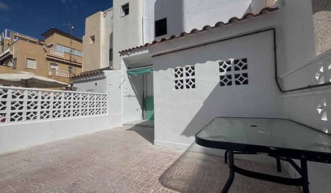 Begagnad - Radhus - Torrevieja - Los Frutales