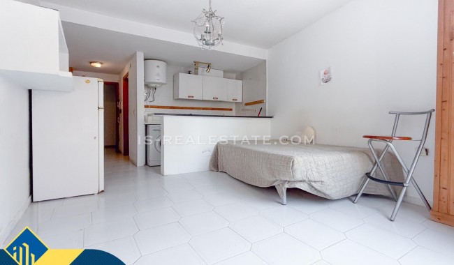 Resale - Studio - Torrevieja - Paseo maritimo