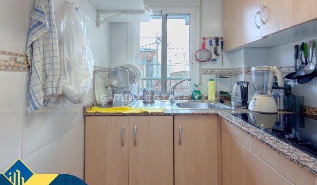 Sprzedaż - Apartament - Torrevieja - Paseo maritimo