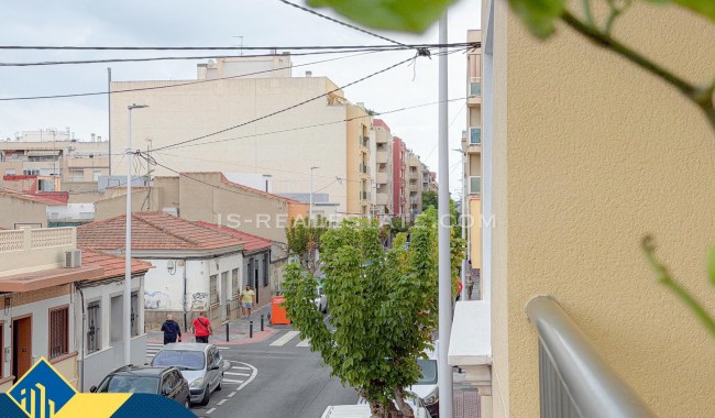 Sprzedaż - Apartament - Torrevieja - Paseo maritimo