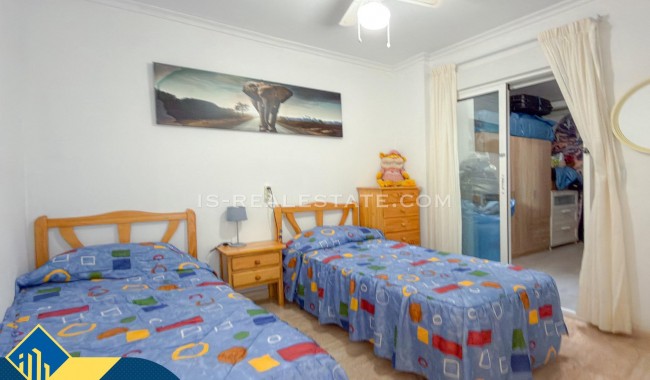Sprzedaż - Apartament - Torrevieja - Paseo maritimo