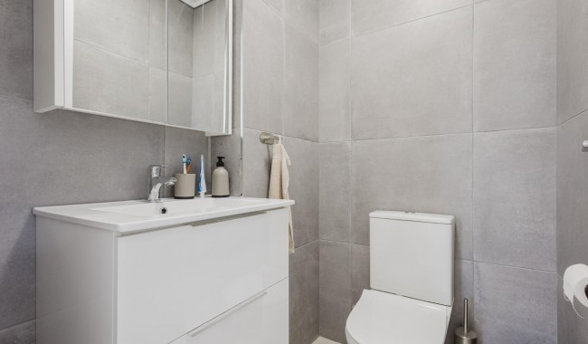 Begagnad - Lägenhet - Torrevieja - Acequion