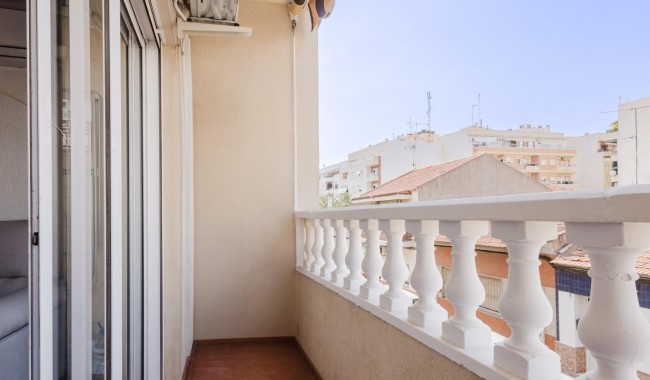 Segunda mano - Apartamento - Torrevieja - Puerto