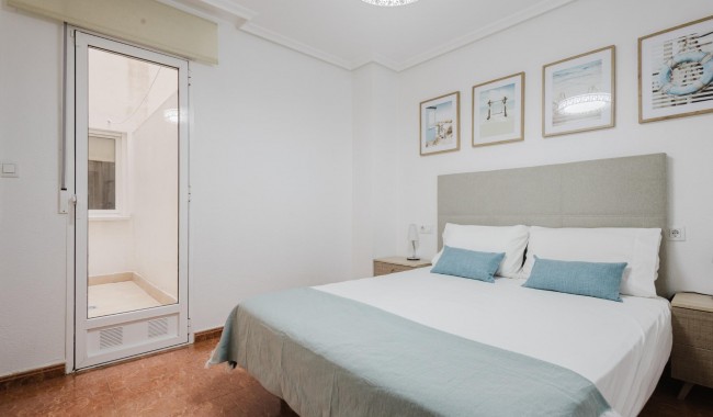 Segunda mano - Apartamento - Torrevieja - Puerto