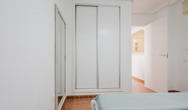 Segunda mano - Apartamento - Torrevieja - Puerto