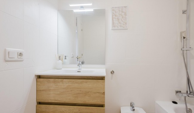 Segunda mano - Apartamento - Torrevieja - Puerto