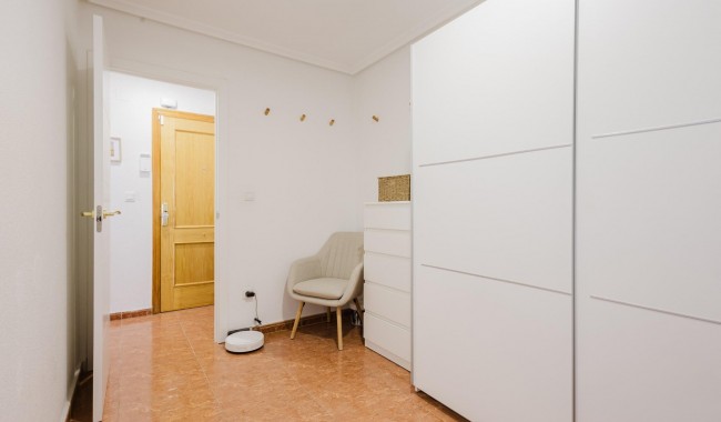 Segunda mano - Apartamento - Torrevieja - Puerto