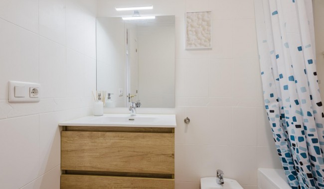 Segunda mano - Apartamento - Torrevieja - Puerto