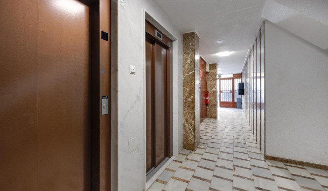 Segunda mano - Apartamento - Torrevieja - Playa de los Naufragos