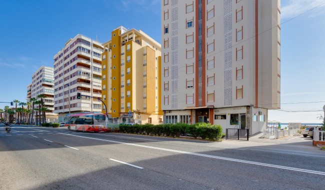 Begagnad - Lägenhet - Torrevieja - Acequion