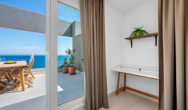 Sprzedaż - Apartament - Torrevieja - Punta Prima