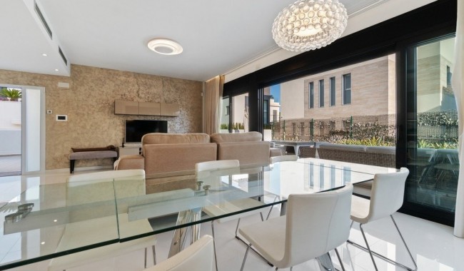 Begagnad - Villa - Orihuela - Agua Marina