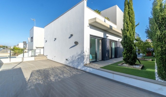 Begagnad - Villa - Orihuela - Agua Marina