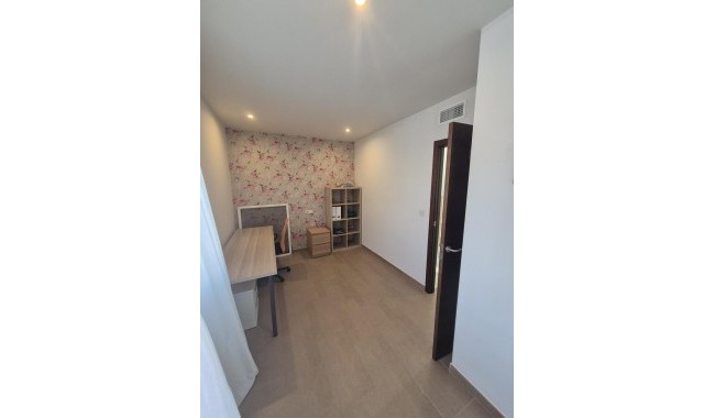 Segunda mano - Villa - Torrevieja - Aguas Nuevas