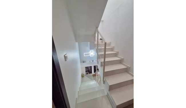 Segunda mano - Villa - Torrevieja - Aguas Nuevas