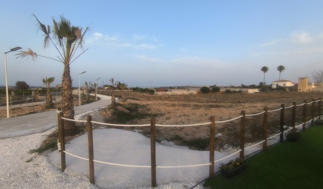 Segunda mano - Villa - Los Montesinos - La Herrada