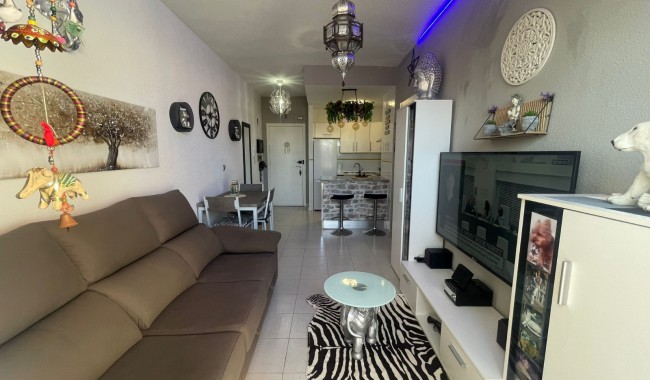 Resale - Apartment - Torrevieja - Centro