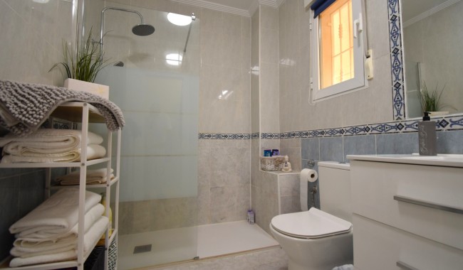 Begagnad - Villa - Orihuela - Villamartín