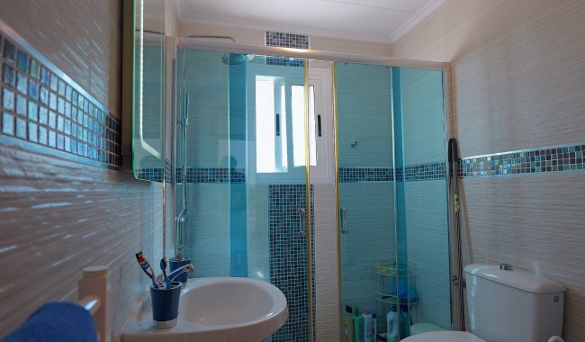 Begagnad - Villa - Torrevieja - Urbanización San Luis