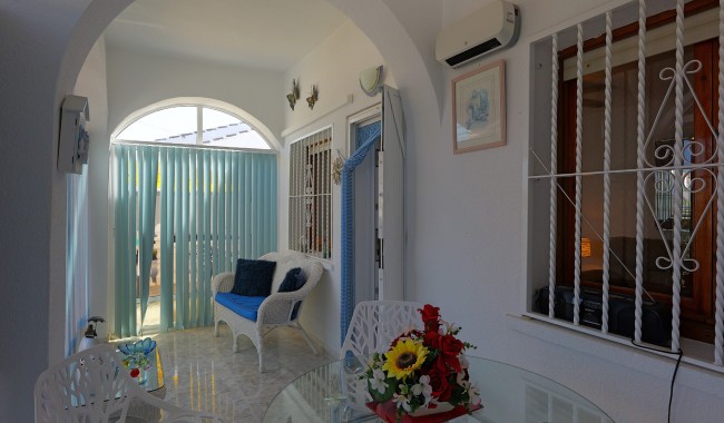 Begagnad - Villa - Torrevieja - Urbanización San Luis