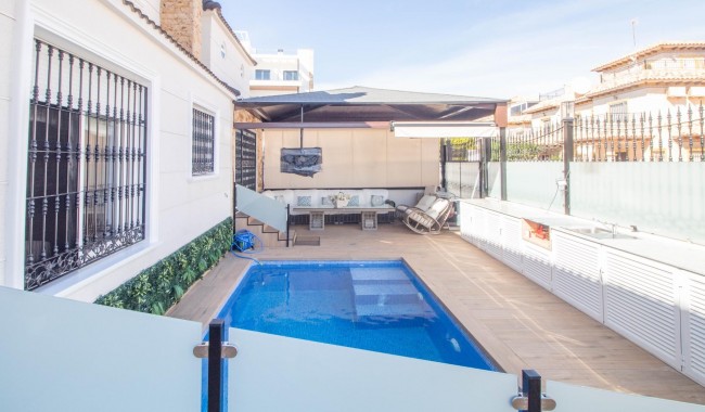 Begagnad - Radhus - Orihuela - La Zenia